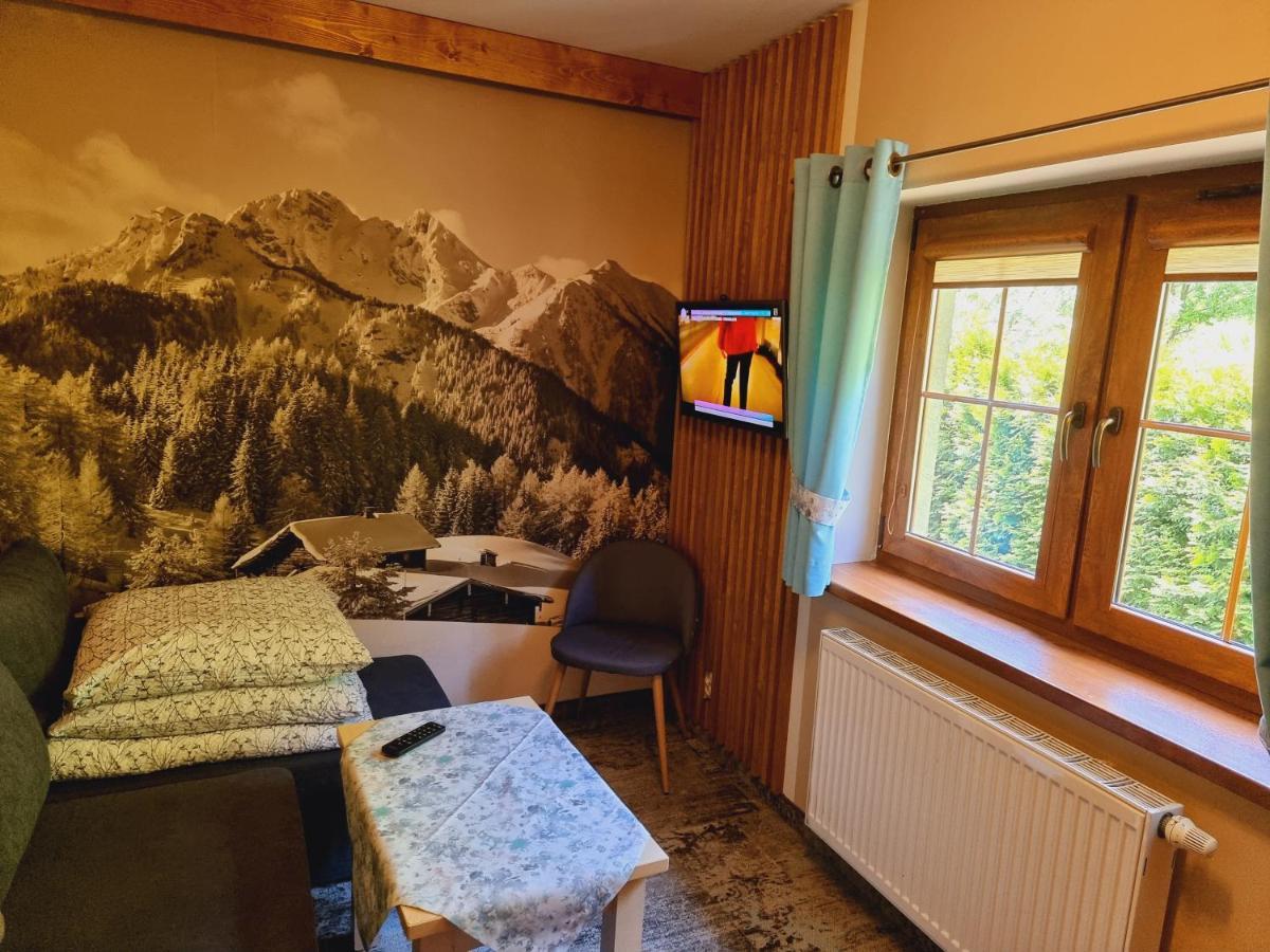W Zakopanem Hej Bed & Breakfast Exterior photo
